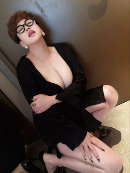 虹口巨乳制服丝袜少妇