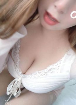 杭州东站巨乳青妹