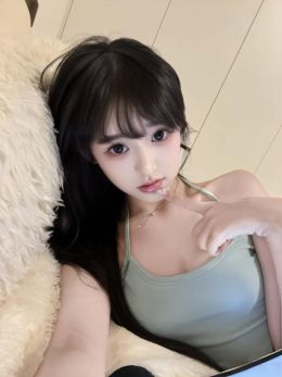 金山白皙嫩妹情侣式服务
