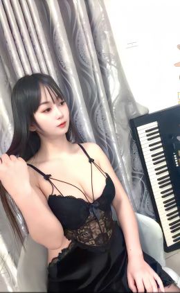 白云气质丰满长腿七七