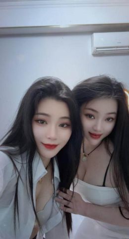 苏州虎丘双飞姐妹花