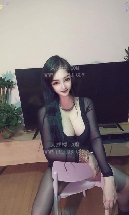 天河巨乳小姨
