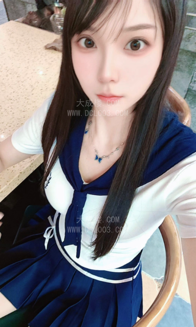 白云钟爱奶妈少妇