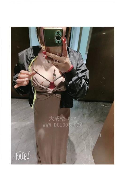 西安翘臀胸大美女