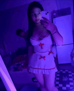 南京大奶榨精骚妹