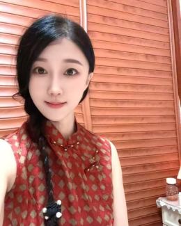 武汉光谷风韵旗袍小仙女