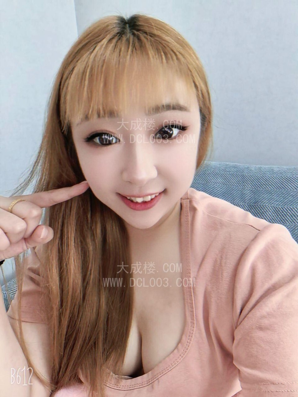 天津咸水沽舌吻靓妹