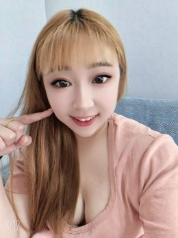 天津咸水沽舌吻靓妹