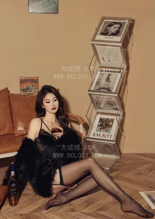成都宝藏老师王果儿