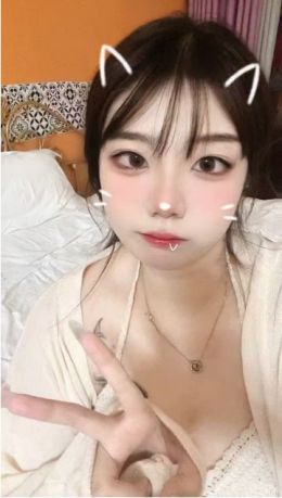 天津178身高丰滿小姐姐
