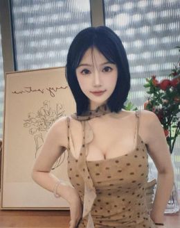 杭州粉嫩大波颜值女友UU