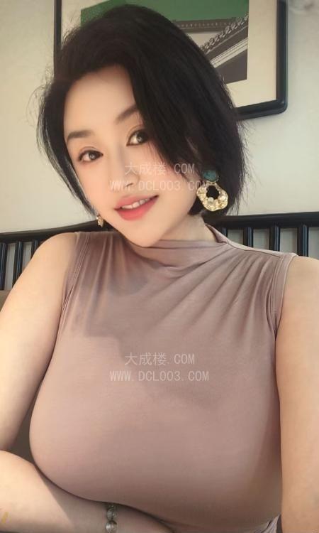 武汉大G奶少妇