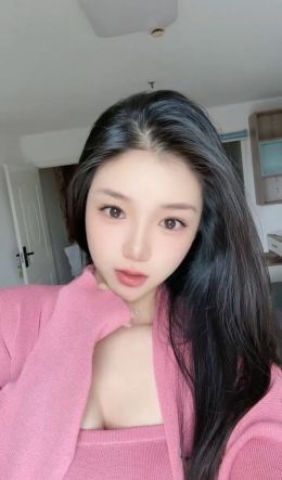 武汉韵味十足小姐姐