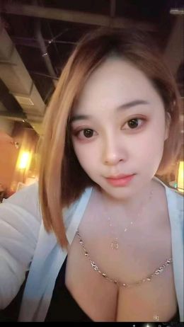 银川短发巨乳丹丹老师