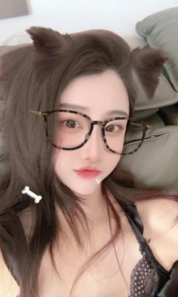 南山颜值清纯服务小羊羊