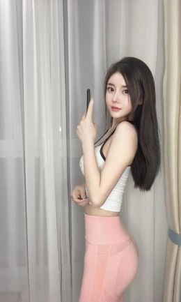 杭州前凸后翘蜜桃臀桃子