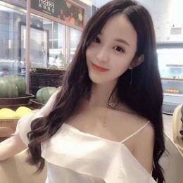 罗湖美少妇晨曦