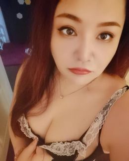 南京玄武门大胸熟女