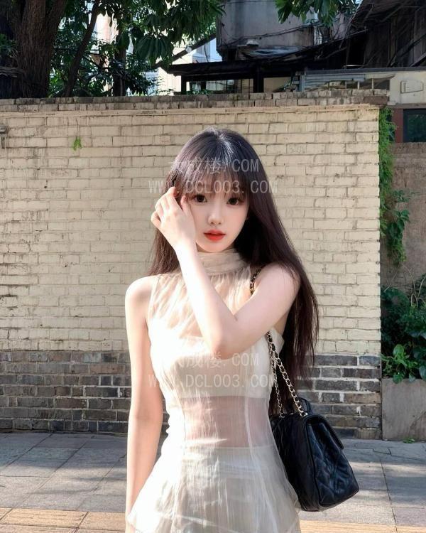 福田清纯女友系妹子