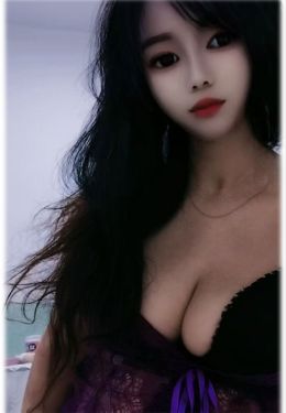 武汉江岸云朵妹子