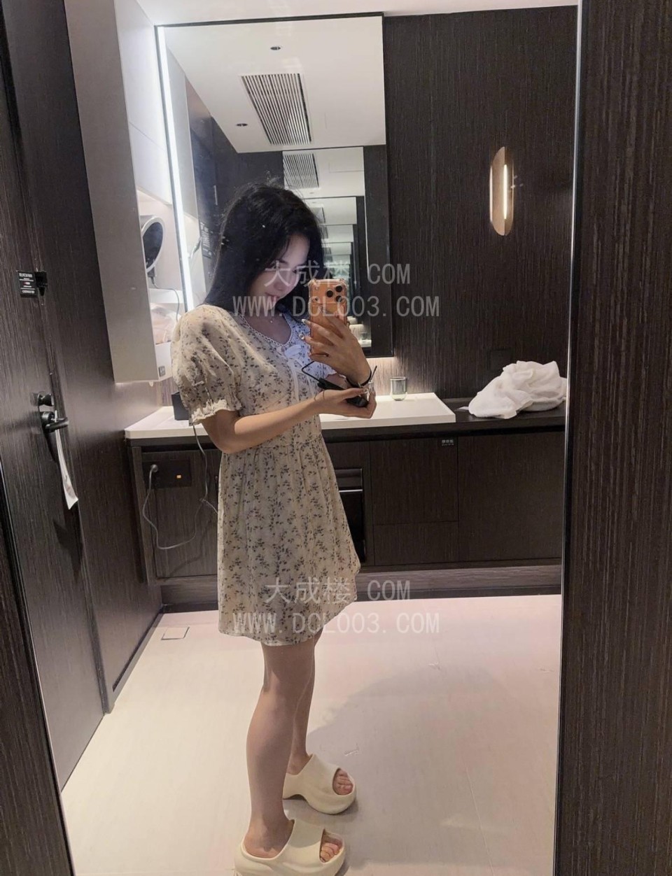 杭州东站桃子
