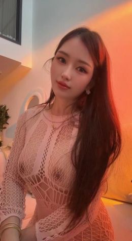 南山性感大奶妹子