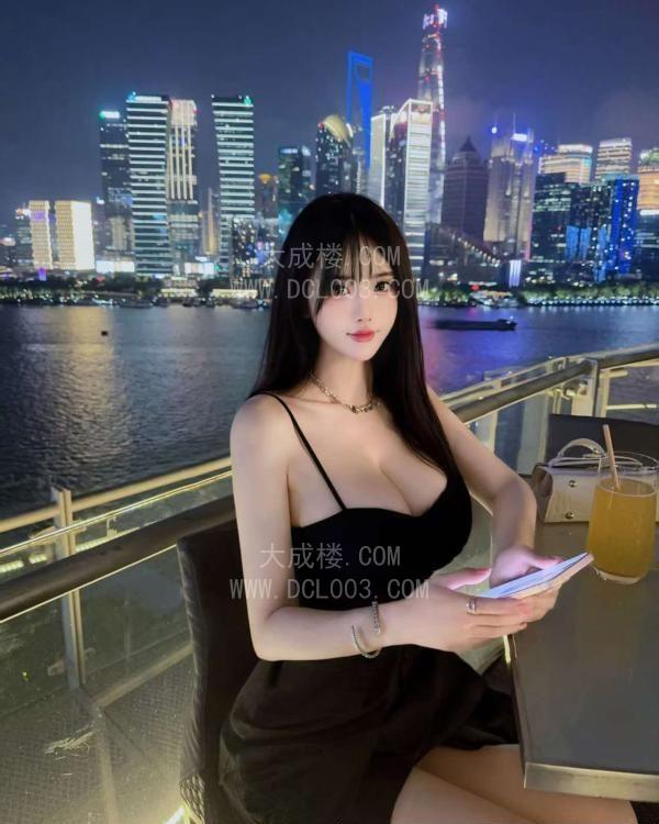 闵行巨乳高颜反差兔兔