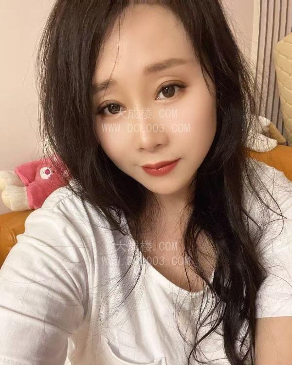 合肥蜀山大胸轻熟女