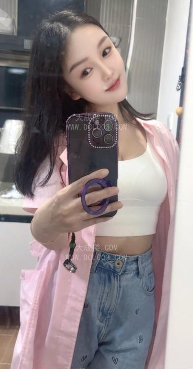 白云气质小可爱
