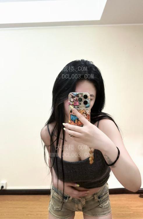福田性感嫩妹小玲珑