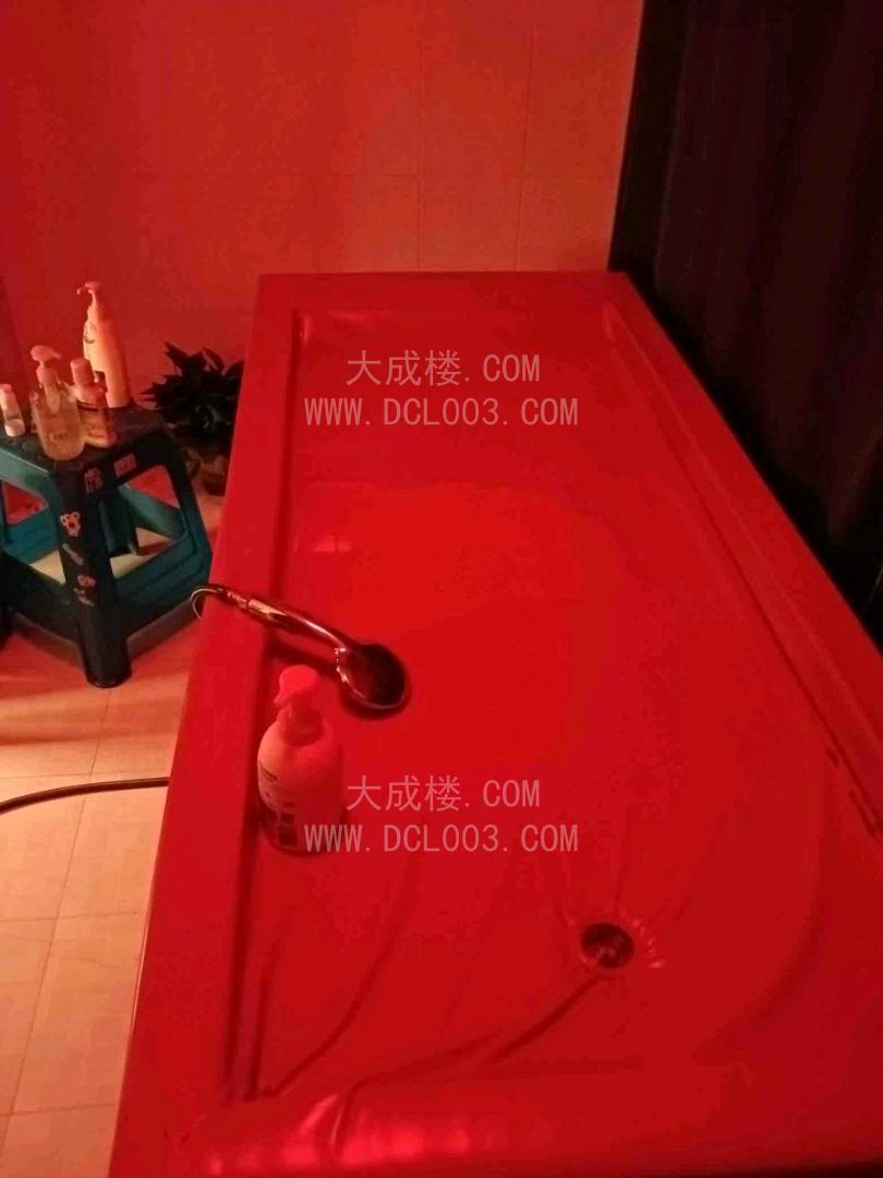 徐汇天然G奶翘臀艳妇