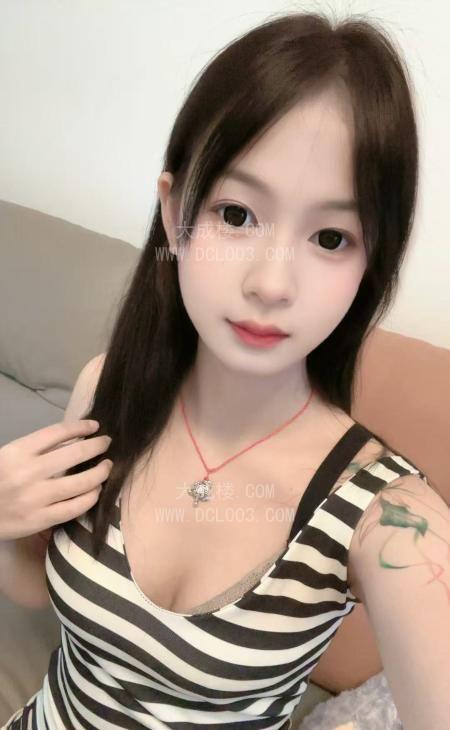 武汉江岸小嫩妹超粉