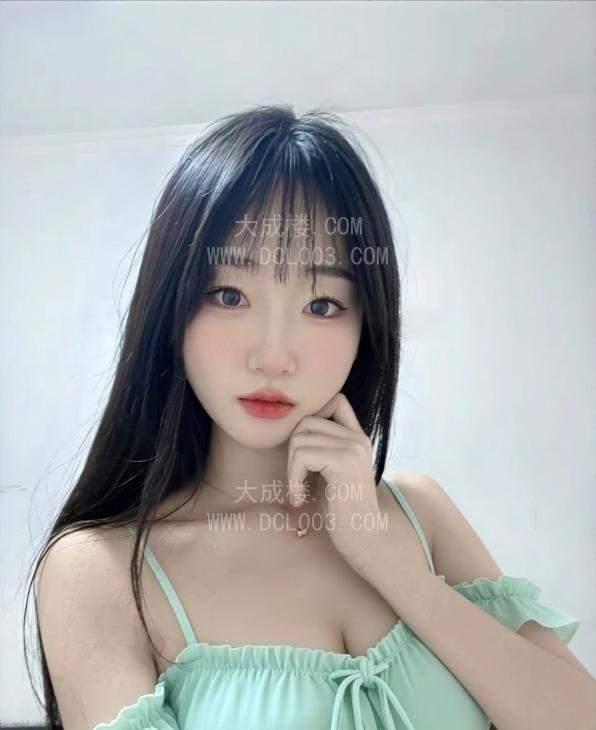 武汉光谷大长腿风骚小姐姐