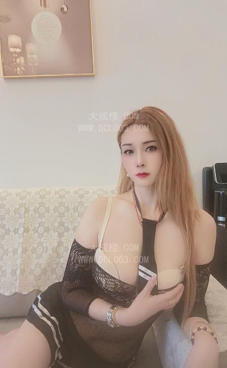 武汉汉阳黑丝大胸御姐