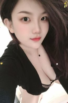 天河大胸玫瑰