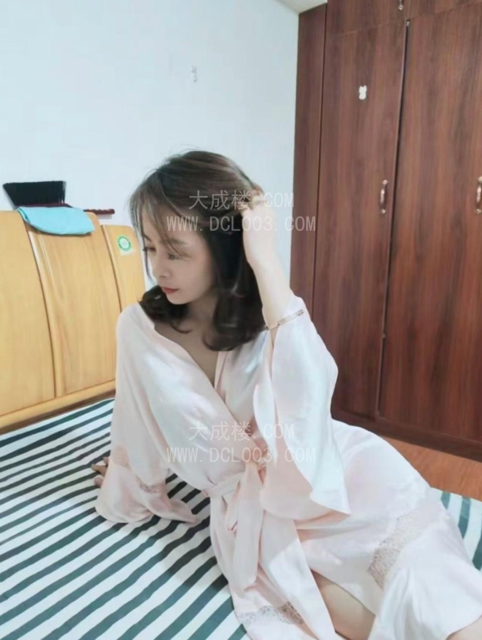 南京玄武娇小姐姐