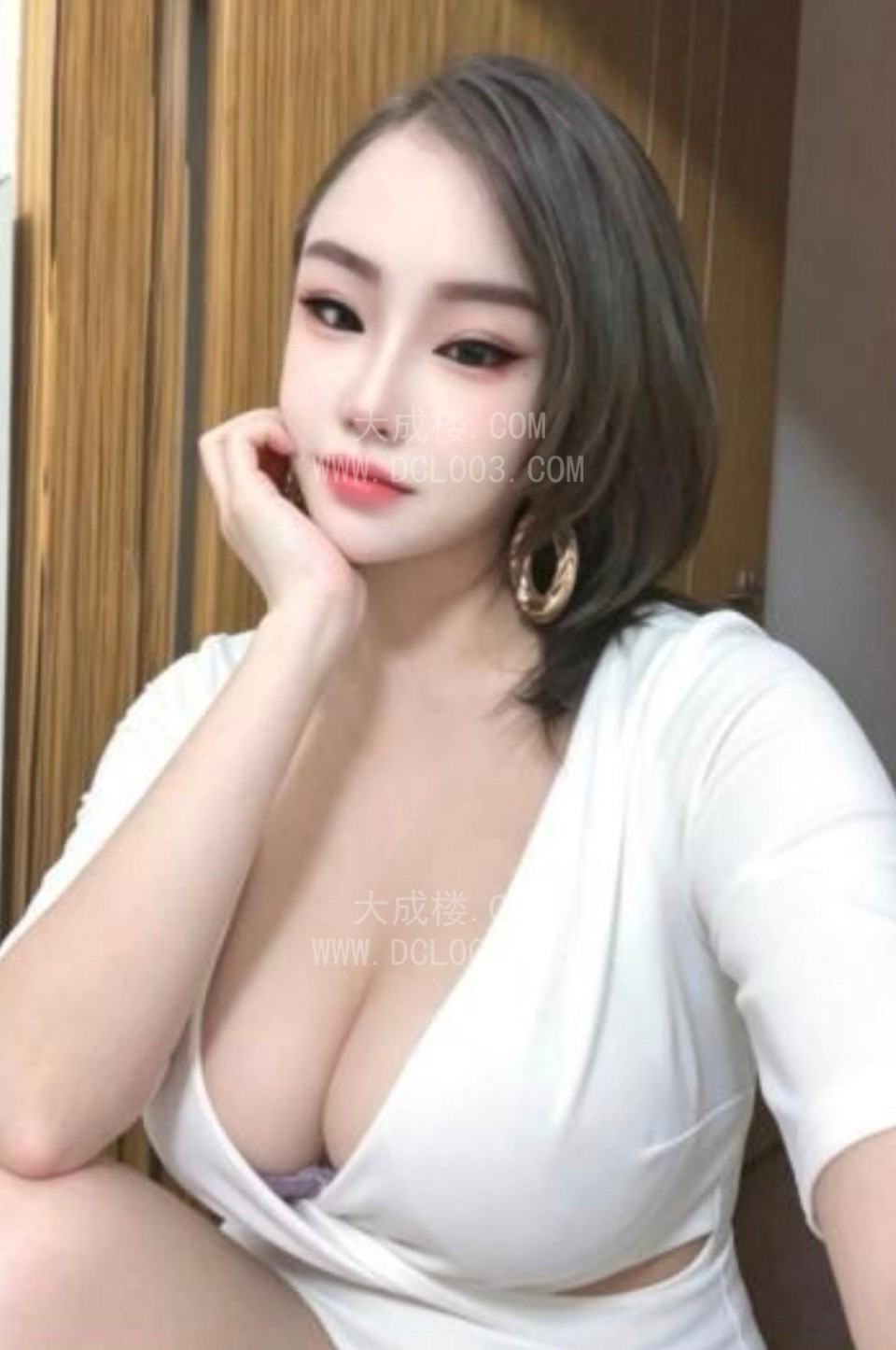 罗湖巨乳玫瑰