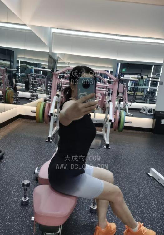 南京美臀熟女