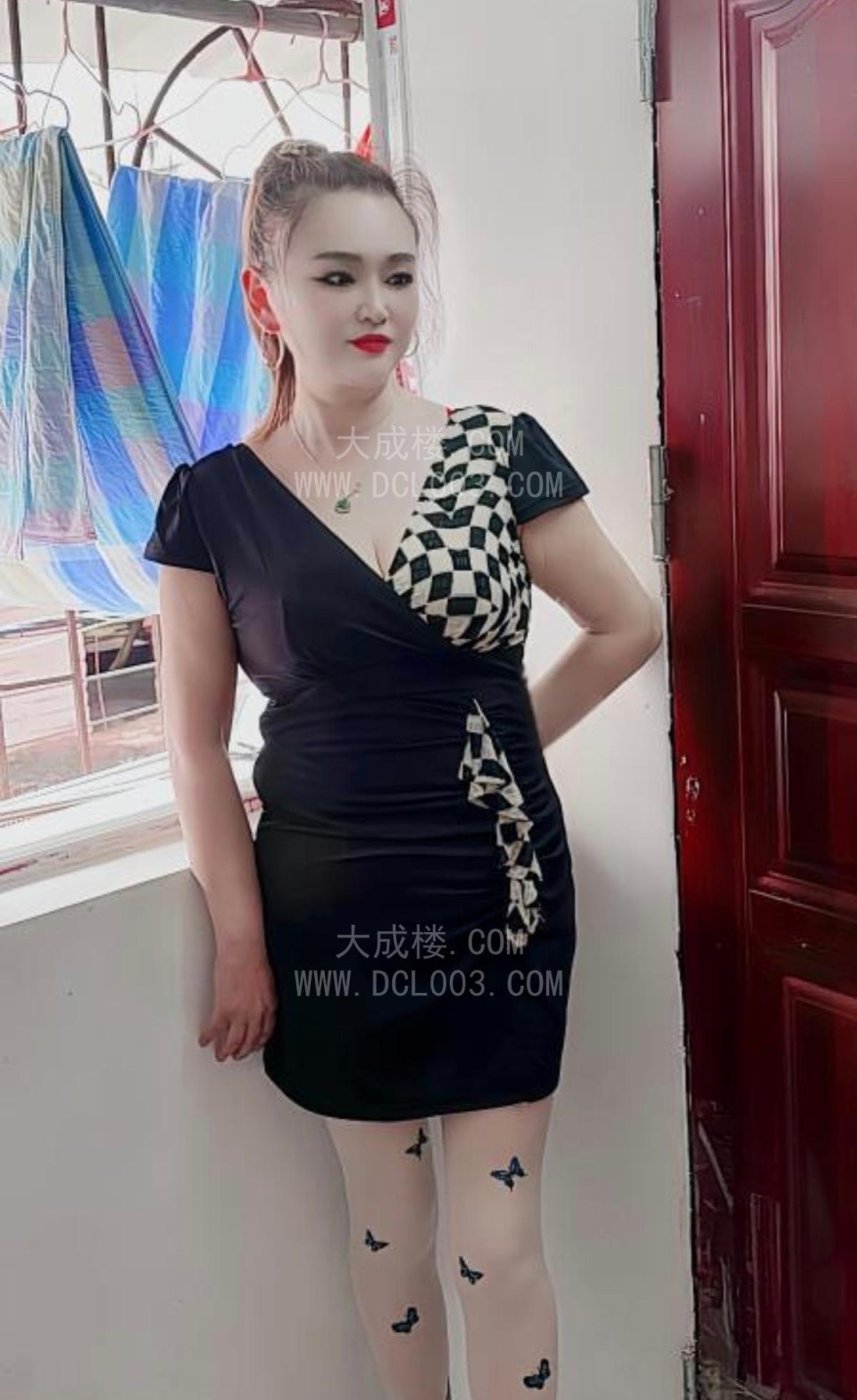 越秀实惠泄火熟女