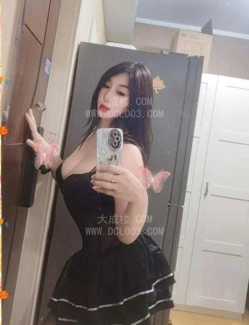 朝阳身材高挑丰满大胸老师