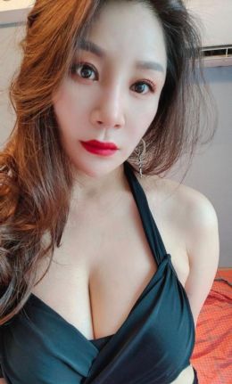 郑州性感巨乳少妇红袖