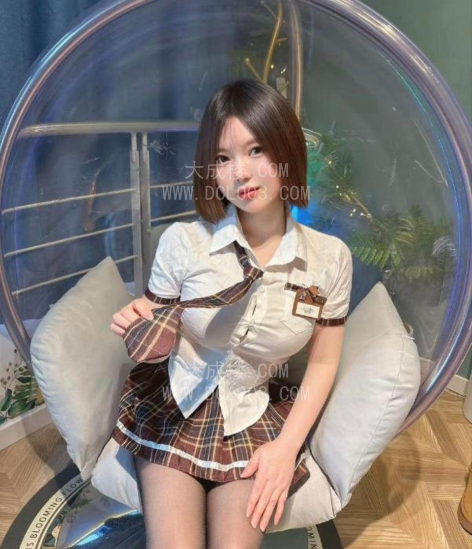 静安身材丰满小巧妹子