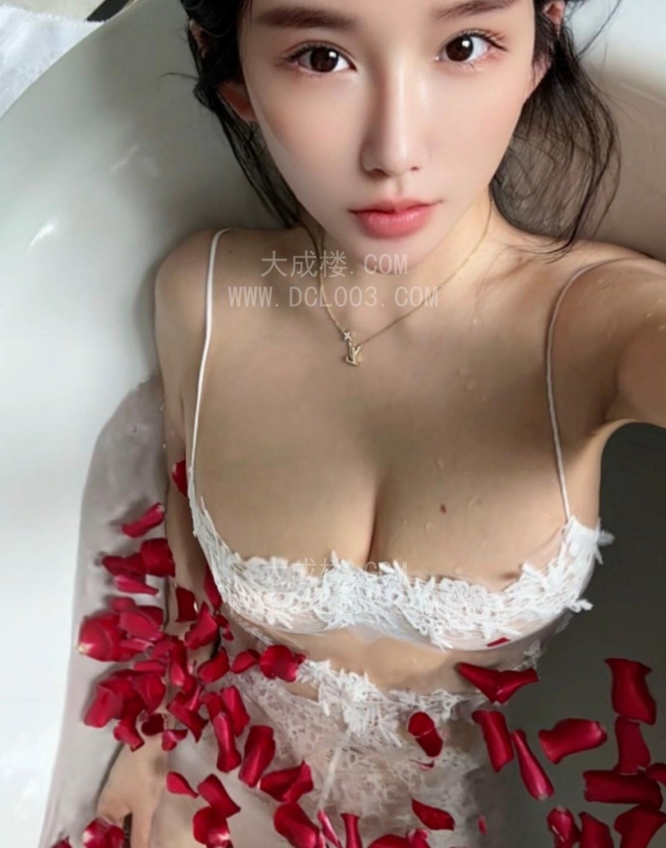 朝阳爆乳小妖精