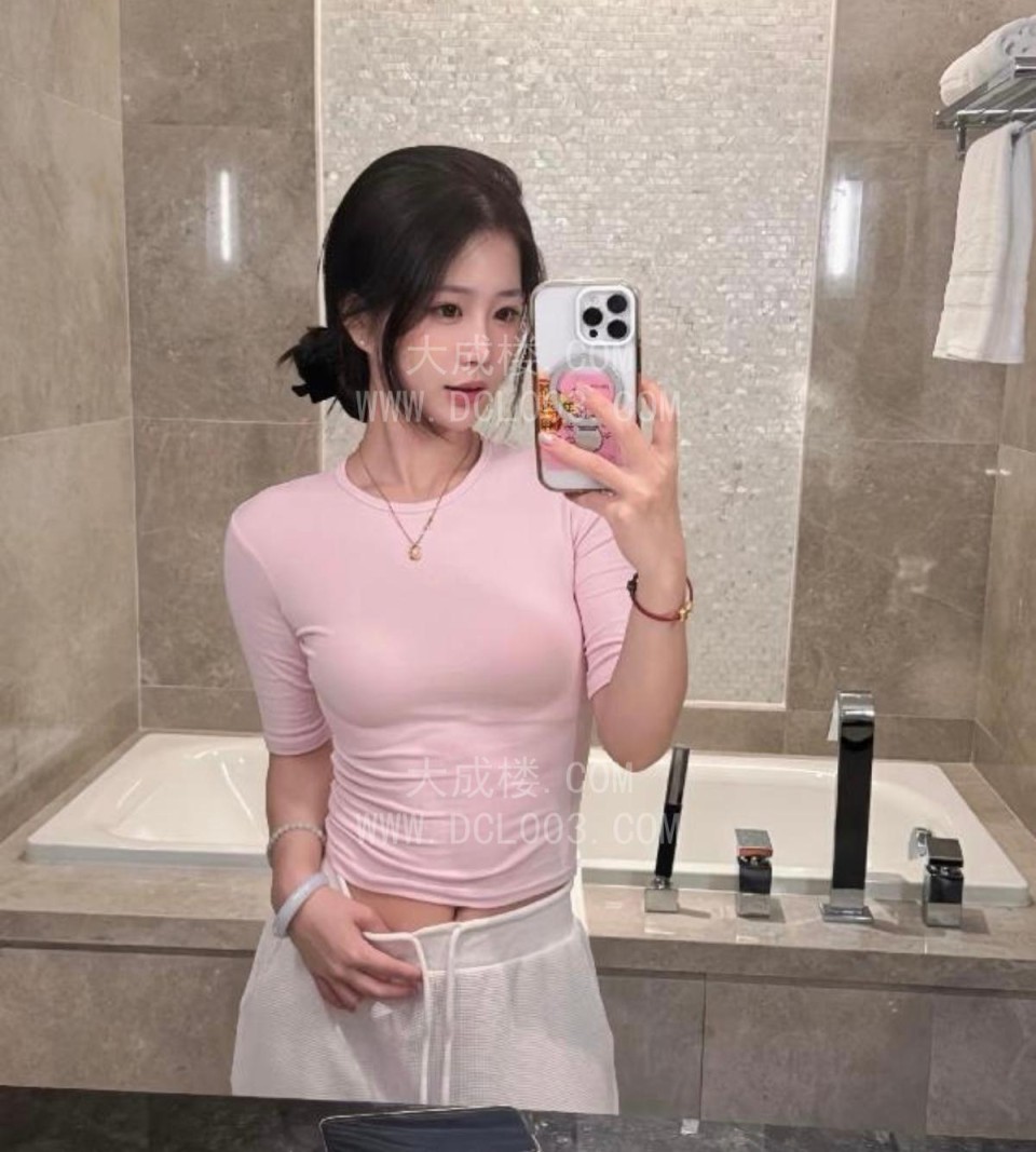 南京南站小美
