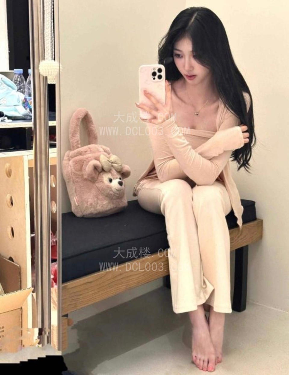 三亚年轻小姐姐