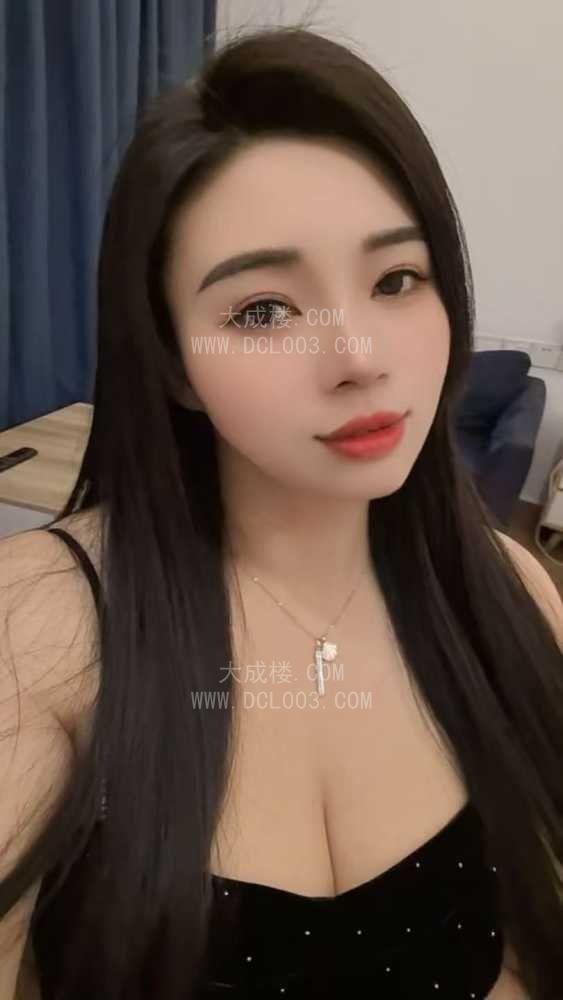 白云大胸妹巧巧