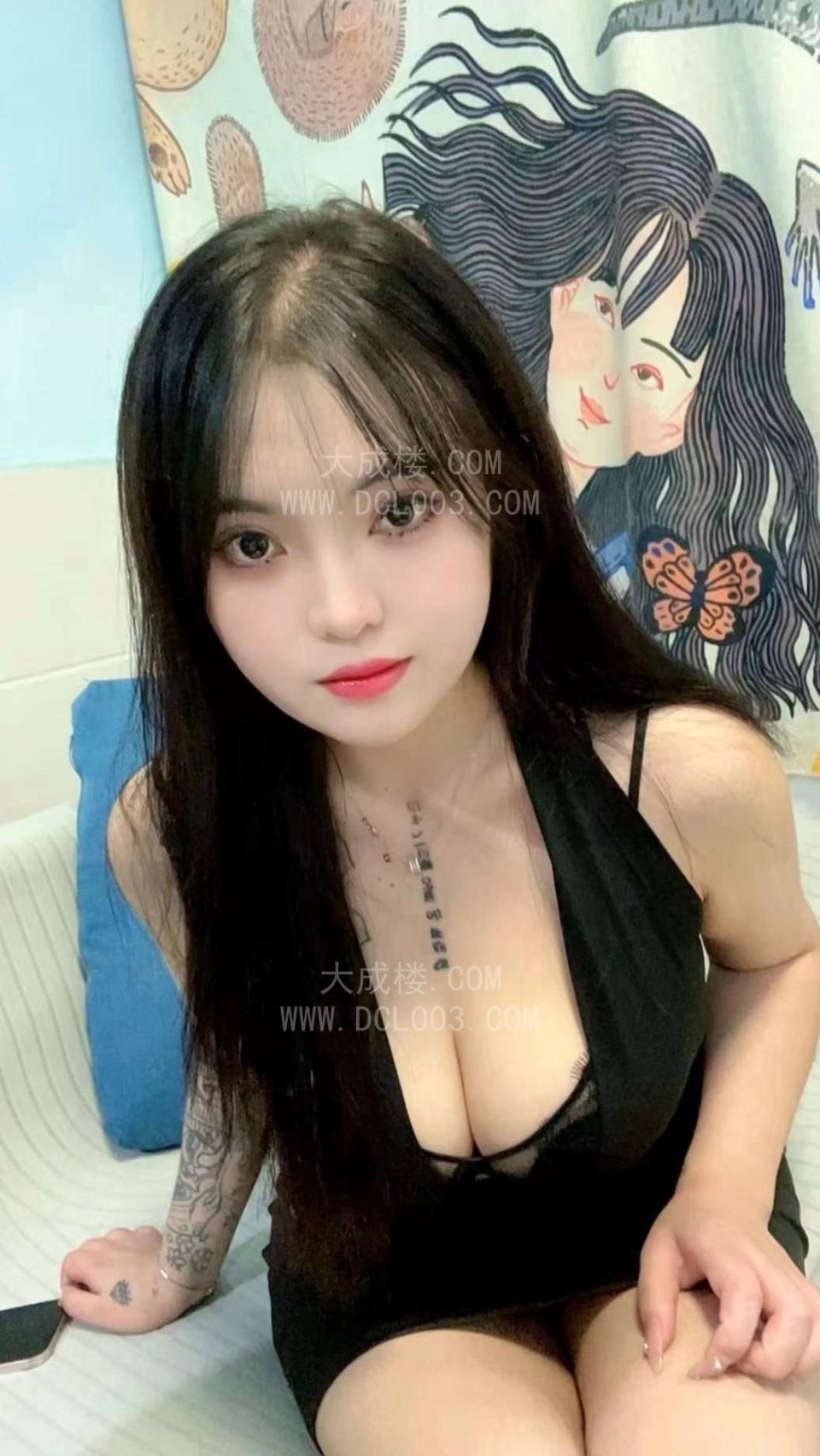 白云大胸小姐姐下海萱萱本人开课