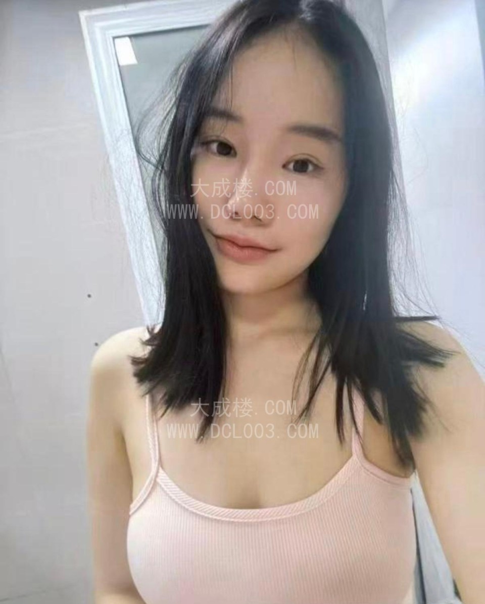 武汉肥臀嫩妹甜甜