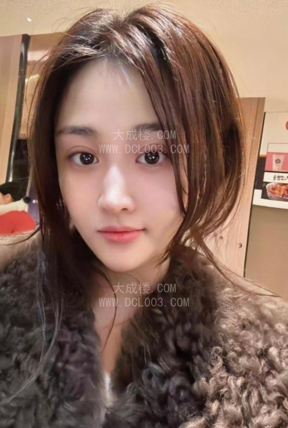 杭州蜜桃臀艳舞少妇