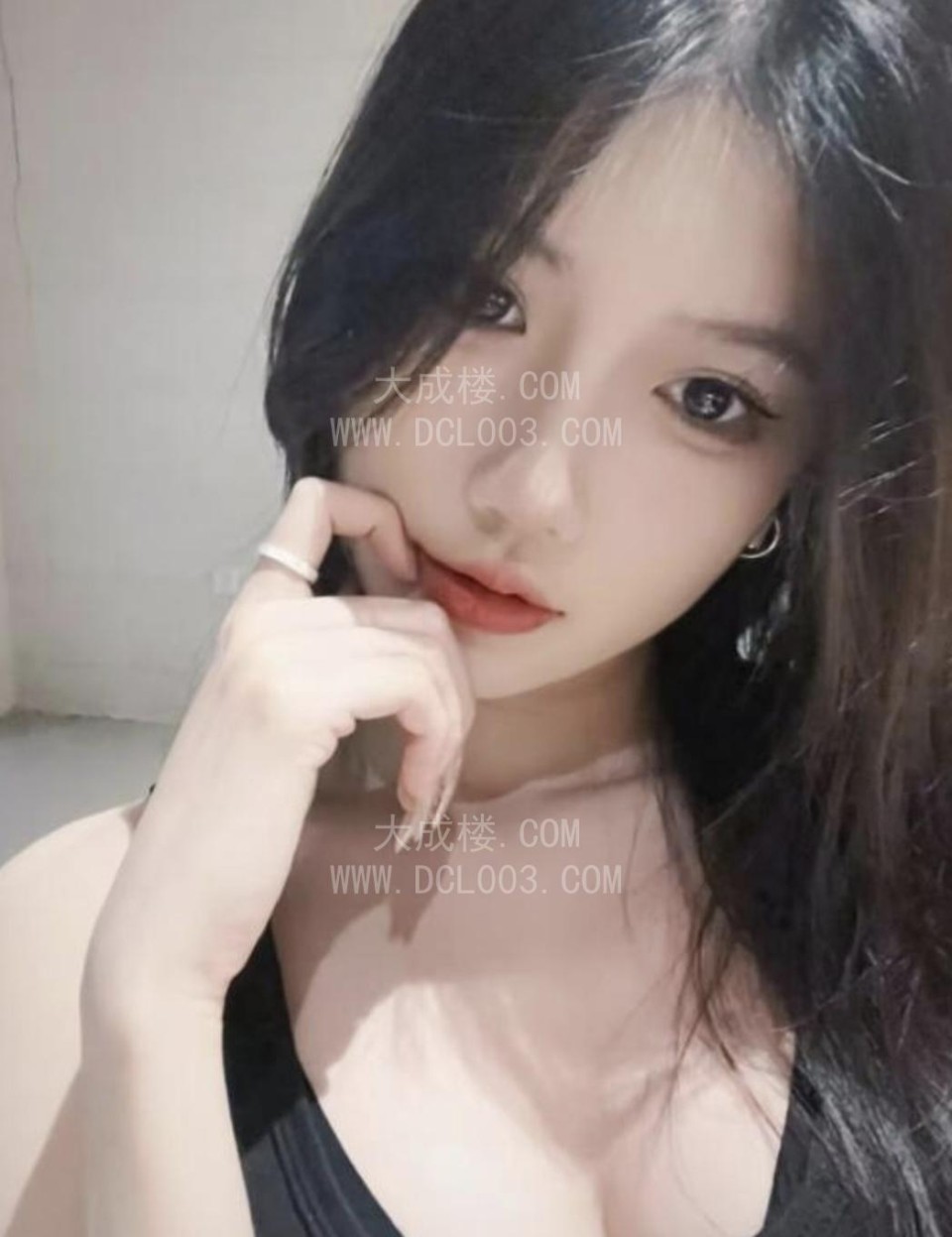 高颜值纯欲风妹子